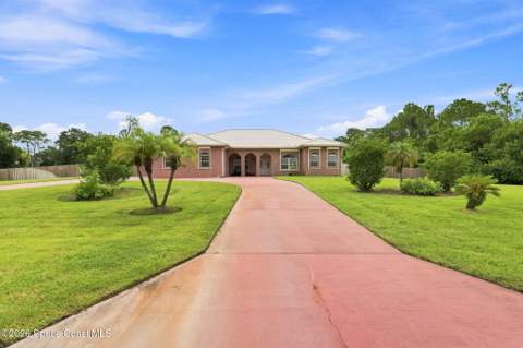 8605 Lake Ridge Drive, Palm Bay FL - photo 18 of 59