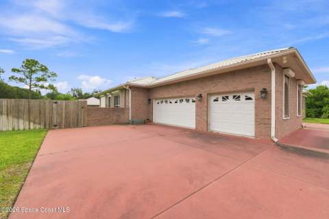 8605 Lake Ridge Drive, Palm Bay FL - photo 19 of 59