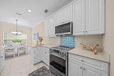 202 King Neptune Lane, Cape Canaveral FL - photo 7 of 36