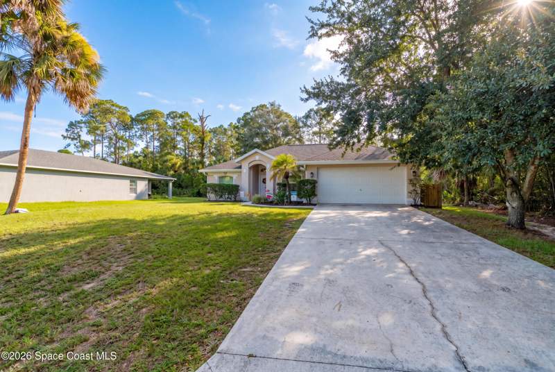 3 bedroom Single Family Residence at 585 Sea Fury Avenue, Port Malabar Unit 36, Palm Bay — photo 3