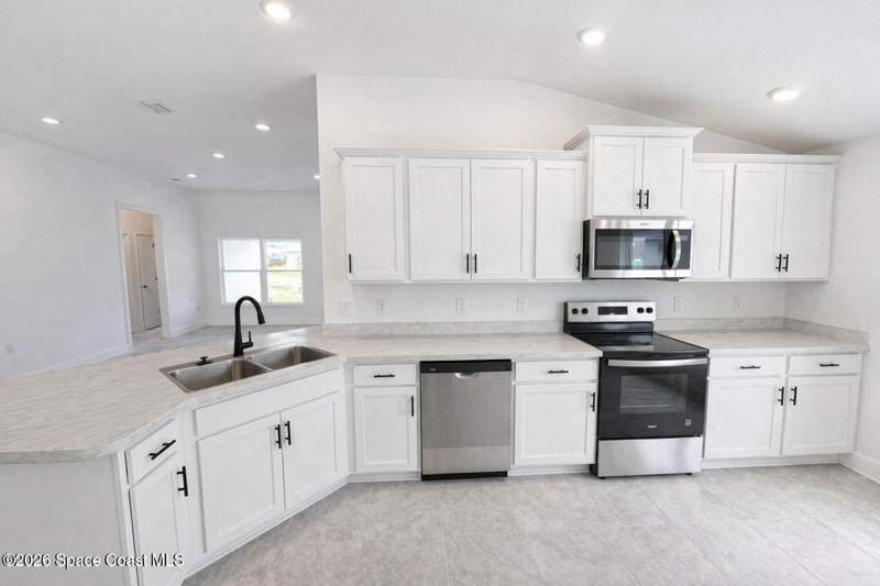 4 bedroom Single Family Residence at 1335 Kylar Drive, St. Johns Preserve, Palm Bay — photo 2