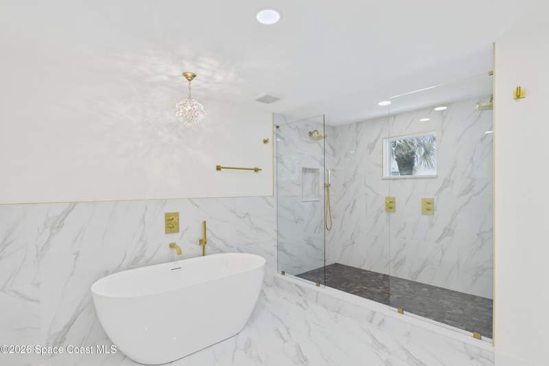 4 bedroom Single Family Residence at 5035 S Highway A1a, New Melbourne Beach, Melbourne Beach — photo 5