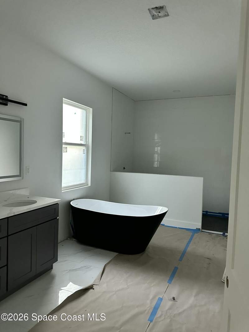 4 bedroom Single Family Residence at 364 Tamarind Circle, Port Malabar Unit 41, Palm Bay — photo 5