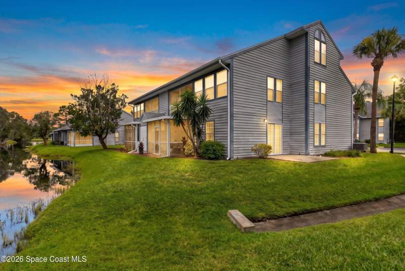 3 bedroom Condominium at 4590 Beck Lake Trail #1-129, The Gables at Lake In The Woods Ph IV, Melbourne — photo 2