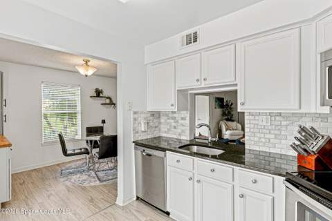 4590 Beck Lake Trail #1-129, Melbourne FL - photo 14 of 39