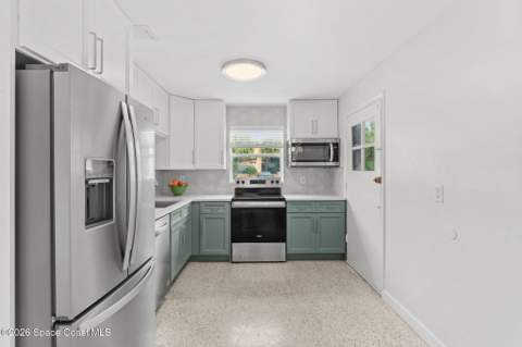 350 Woodland Avenue #1, Cocoa Beach FL - photo 8 of 25