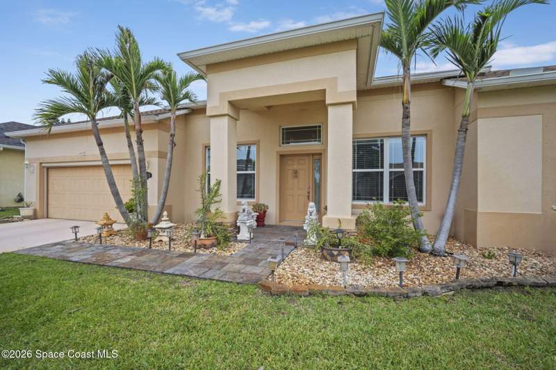 4 bedroom Single Family Residence at 3385 Soft Breeze Circle, Whispering Winds, West Melbourne — photo 4