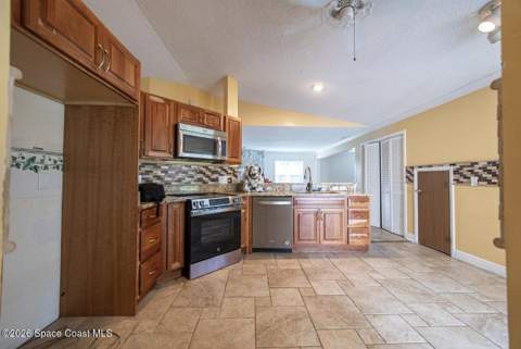 1450 Dowd Court, Palm Bay FL - photo 11 of 29