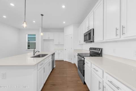 757 Castleford Avenue, Palm Bay FL - photo 13 of 39