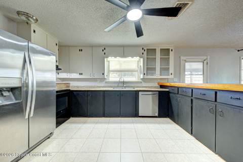 1522 Licht Street, Cocoa FL - photo 7 of 39