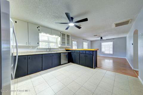 1522 Licht Street, Cocoa FL - photo 6 of 39