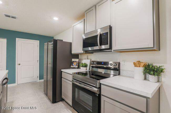 4 bedroom Single Family Residence at 2991 Tinley Road, Port Malabar Unit 24, Palm Bay — photo 4