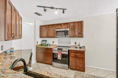 718 Pine Island Drive, Melbourne FL - photo 16 of 71