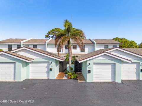 125 Kristi Drive, Indian Harbour Beach FL - photo 8 of 36