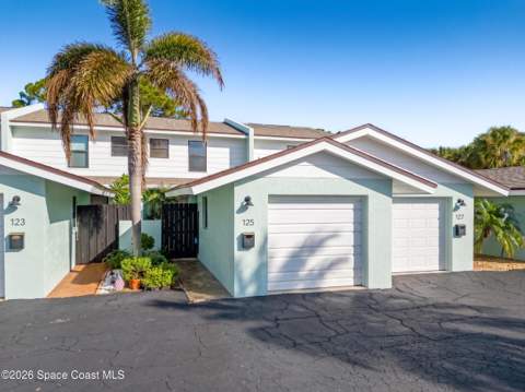 125 Kristi Drive, Indian Harbour Beach FL - photo 10 of 36