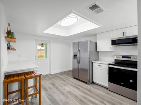 440 Third Avenue, Indialantic FL - photo 7 of 36