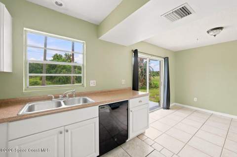 915 Burn Drive, Palm Bay FL - photo 9 of 24