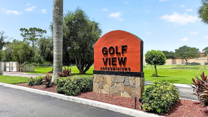 2 bedroom Condominium at 2345 Golf Lake Circle #911, Golf View Condo Ph I, Melbourne — photo 2