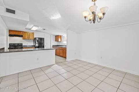 907 Espanola Way, Melbourne FL - photo 13 of 31