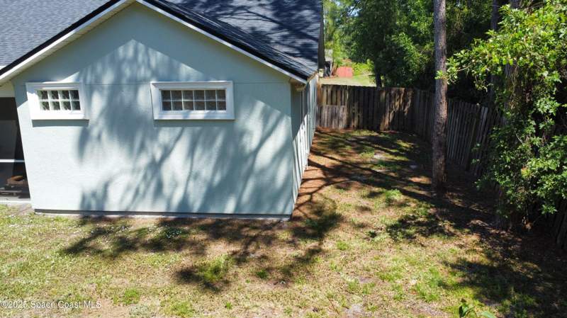 4 bedroom Single Family Residence at 1422 Kaslo Circle, Port Malabar Unit 44, Palm Bay — photo 4
