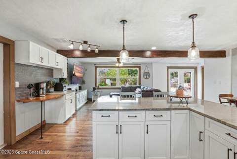 112 Lagoon Avenue, Melbourne FL - photo 13 of 61