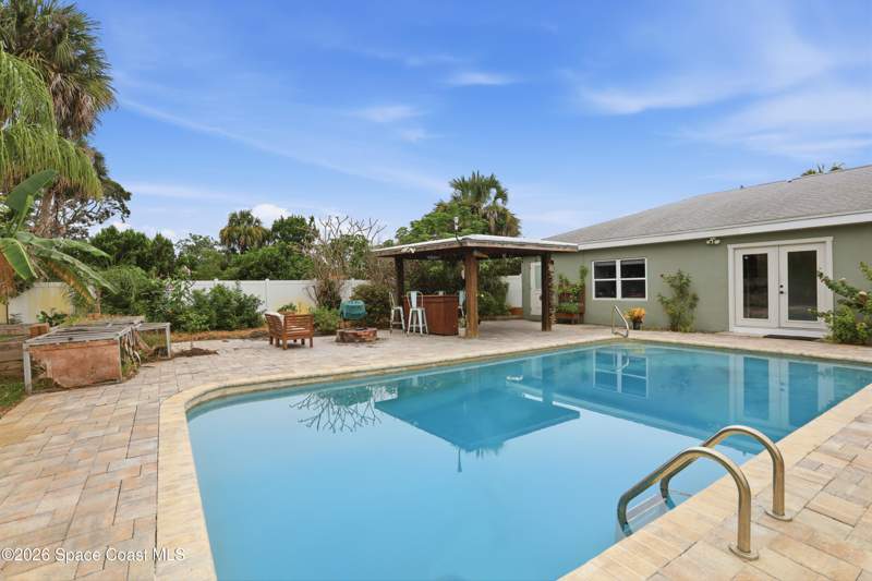 4 bedroom Single Family Residence at 112 Lagoon Avenue, Indian River Bluff Amended Plat No 2, Melbourne — photo 3