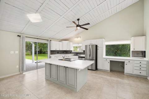 2550 Corey Avenue, Melbourne FL - photo 7 of 24