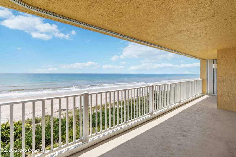3 bedroom Condominium at 1811 Jimmy Buffett Mem Highway #2301, Lantana Oceanfront, Indian Harbour Beach — photo 5
