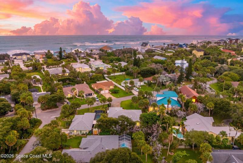 3 bedroom Single Family Residence at 6820 Angeles Road, Floridana Beach 5th Addn, Melbourne Beach — photo 4