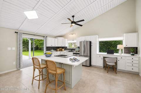 2550 Corey Avenue, Melbourne FL - photo 8 of 24