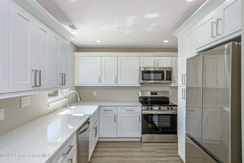 3 bedroom Single Family Residence at 1510 N Smith Drive, Whispering Oaks 2nd Sec, Titusville — photo 5