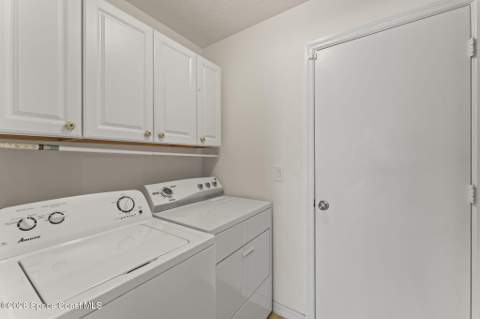 2033 Snapdragon Drive, Palm Bay FL - photo 9 of 35