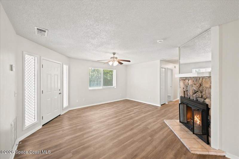 3 bedroom Single Family Residence at 428 Trumpet Street, Port Malabar Unit 19, Palm Bay — photo 4