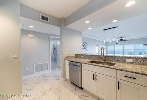 1805 Riverside Drive #302, Titusville FL - photo 8 of 27