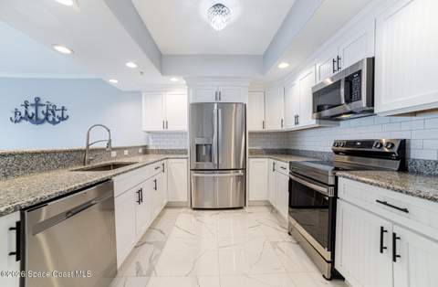 1805 Riverside Drive #302, Titusville FL - photo 9 of 27