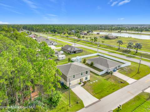 215 Friendly Street, Palm Bay FL - photo 6 of 75