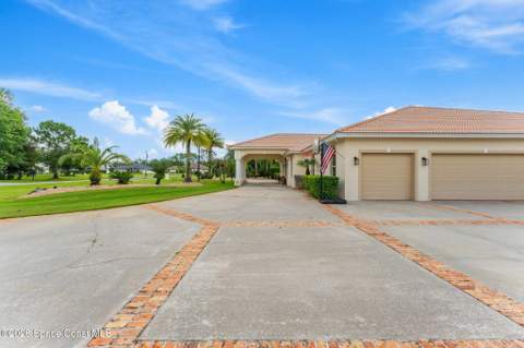 3565 Sparrow Hawk Trail, Mims FL - photo 9 of 104