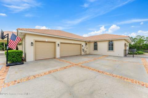 3565 Sparrow Hawk Trail, Mims FL - photo 11 of 104