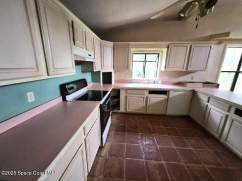 180 Lee Road, West Melbourne FL - photo 9 of 15