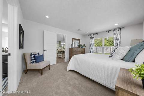 863 Bayharbor Avenue, Palm Bay FL - photo 6 of 12