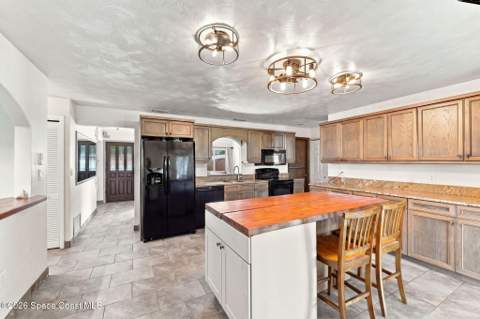 1026 Holland Street, Melbourne FL - photo 9 of 26