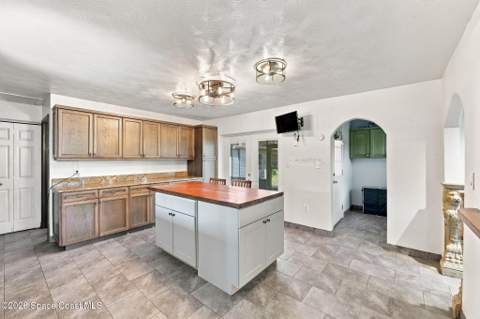 1026 Holland Street, Melbourne FL - photo 11 of 26