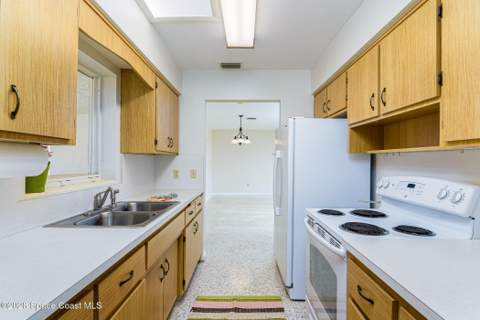 404 Bunker Street, Melbourne FL - photo 7 of 20