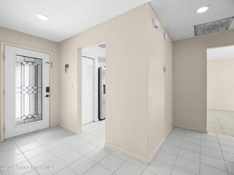 3 bedroom Single Family Residence at 1644 Parakeet Court, Pinewood Village, Melbourne — photo 3