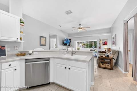 2130 Stratford Pointe Drive, West Melbourne FL - photo 13 of 53