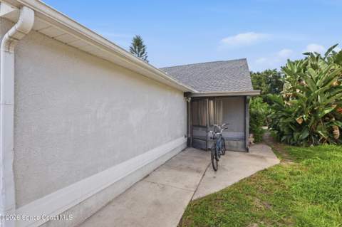 2356 Skywind Circle, Melbourne FL - photo 15 of 21
