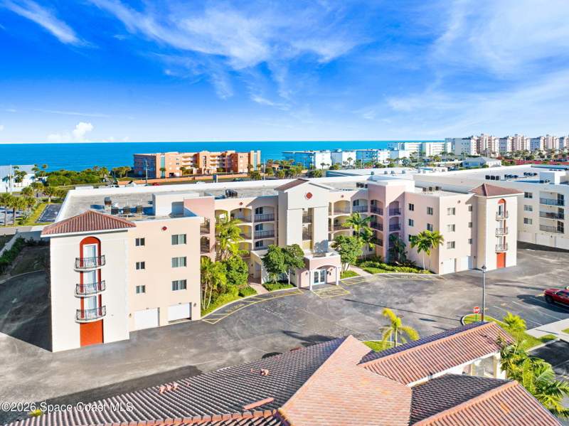 3 bedroom Condominium at 123 Lancha Circle #306, Palm Springs Condo, Satellite Beach — photo 3