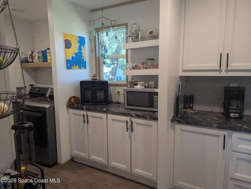 3 bedroom Mobile Home at 595 Friday Road, Cocoa, Cocoa — photo 4
