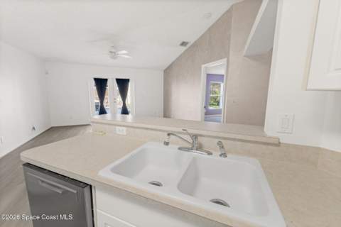 2527 Deercroft Drive, Melbourne FL - photo 20 of 49