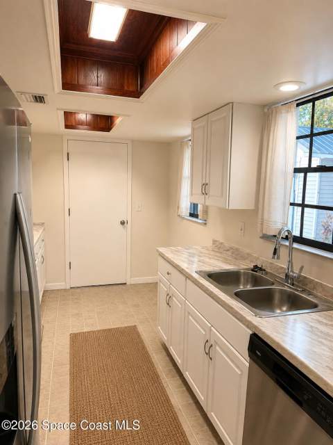 7025 Grissom Parkway, Cocoa FL - photo 7 of 19